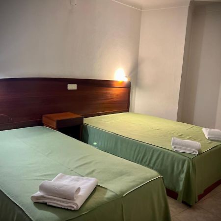 Residencial Casa Velha Hotel Pampilhosa da Serra Buitenkant foto