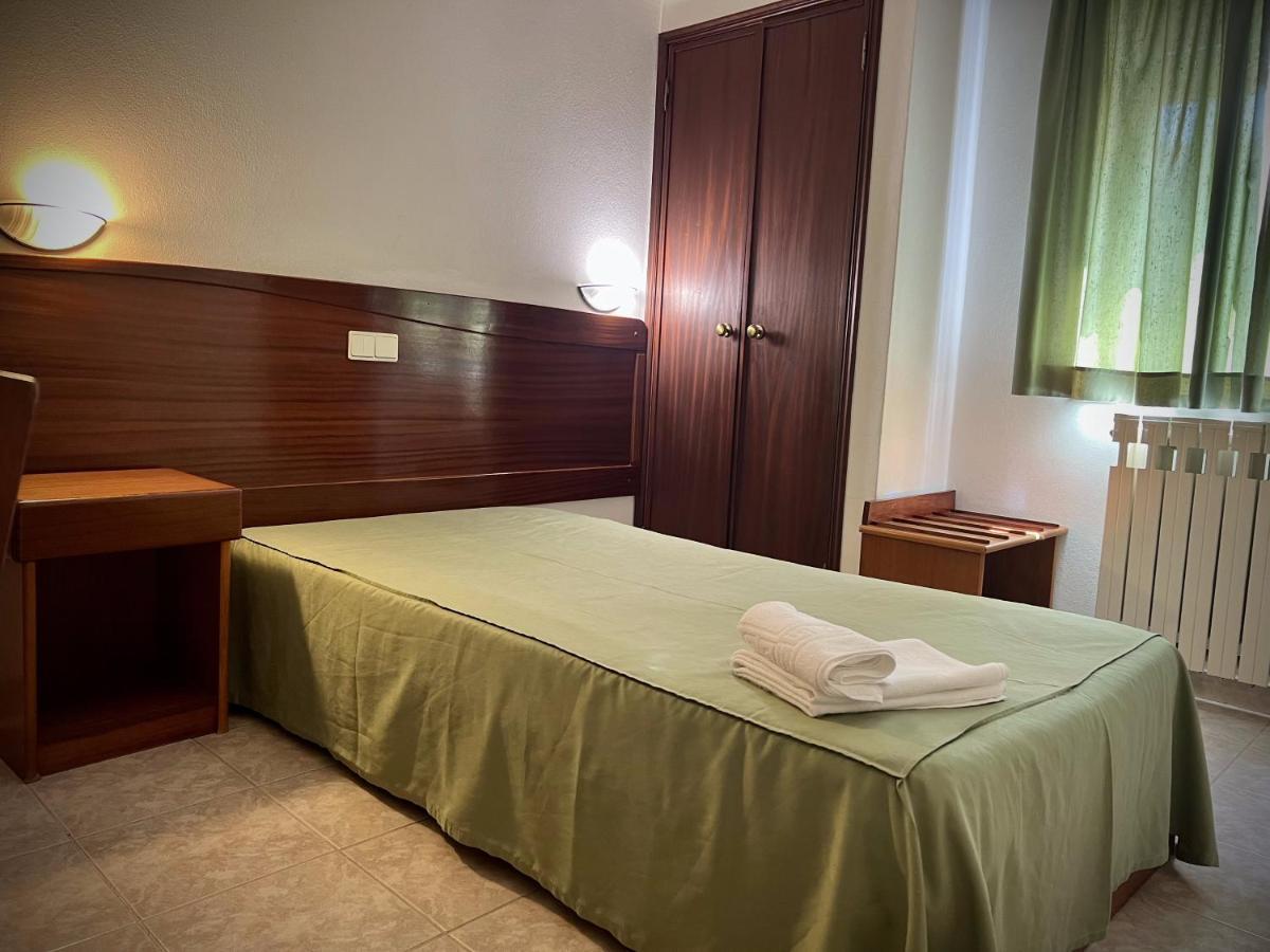Residencial Casa Velha Hotel Pampilhosa da Serra Buitenkant foto