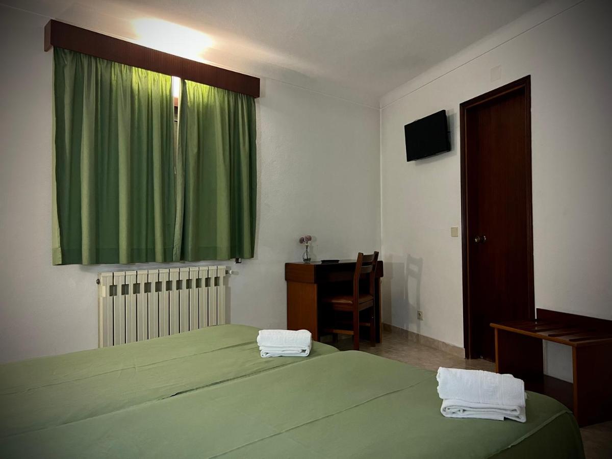 Residencial Casa Velha Hotel Pampilhosa da Serra Buitenkant foto